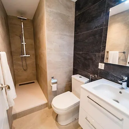 Bright Duplex In Puerto Banus With Marina Views 아파트 *